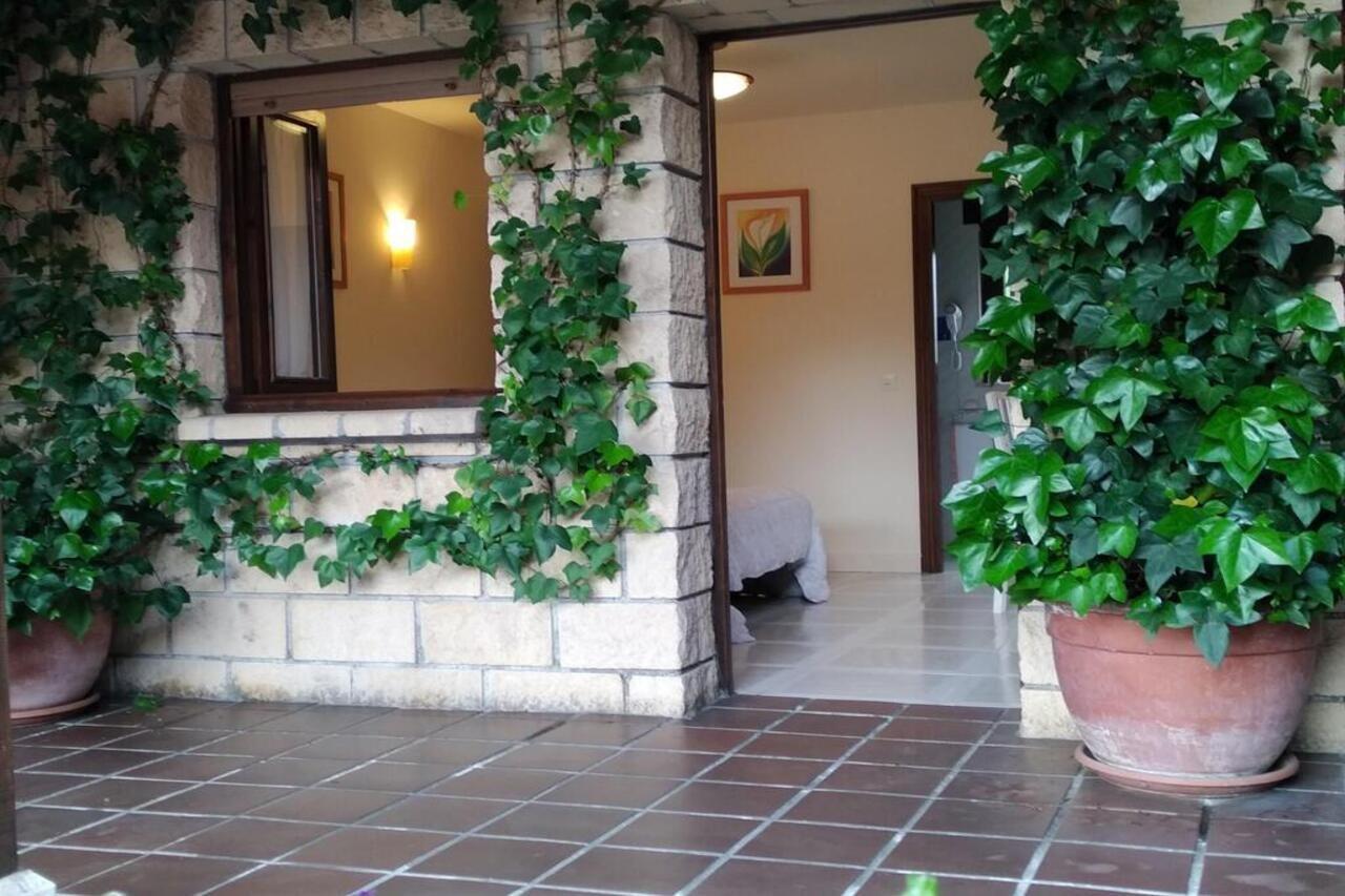 Hotel Rural "La Ruta De Cabrales" كون المظهر الخارجي الصورة