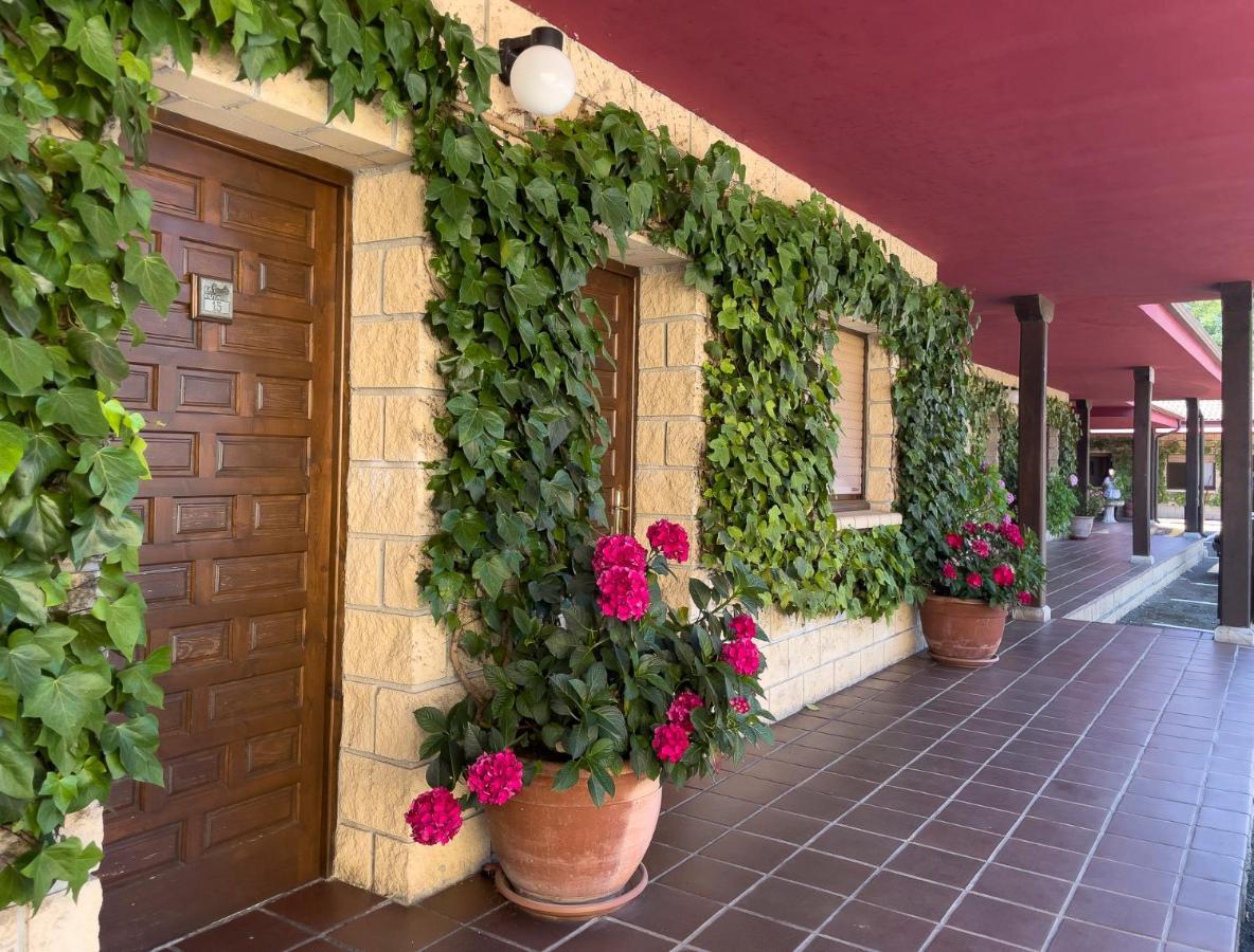 Hotel Rural "La Ruta De Cabrales" كون المظهر الخارجي الصورة